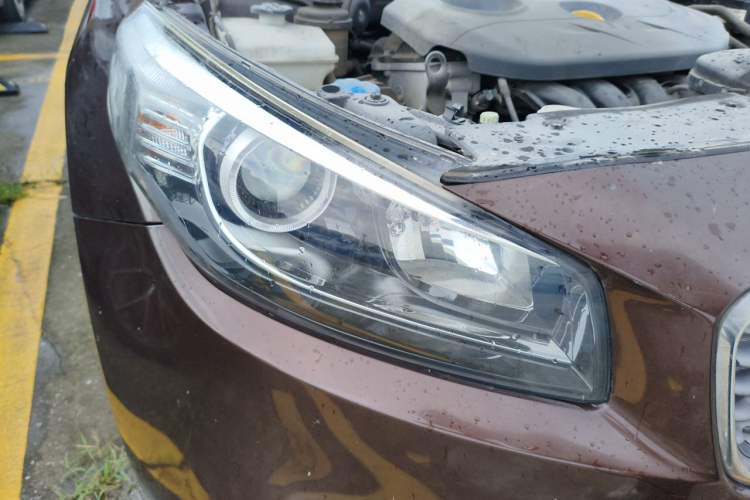 Used Kia K4 2014 1.8L Automatic GLS Right Front Headlight