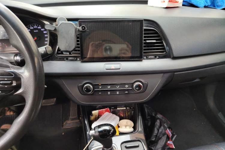 Used Kia K4 2014 1.8L Automatic GL Audio And AC Panel