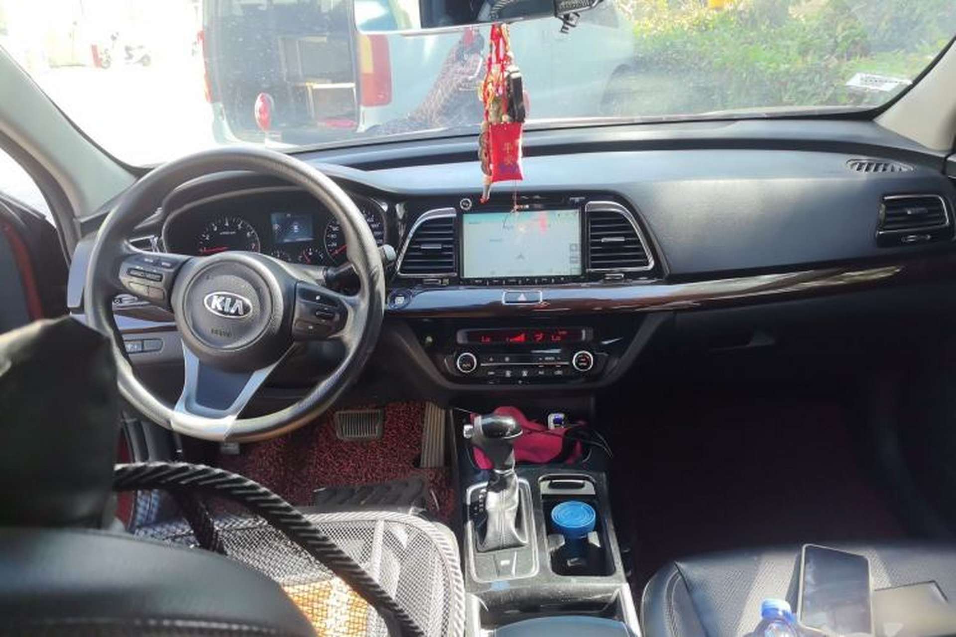 Used Kia K4 2014 1.8L Automatic GLS Center Console