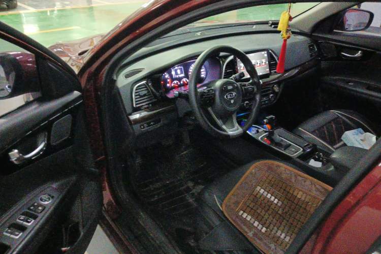 Used Kia K4 2014 1.8L Automatic GLS Driver Seat