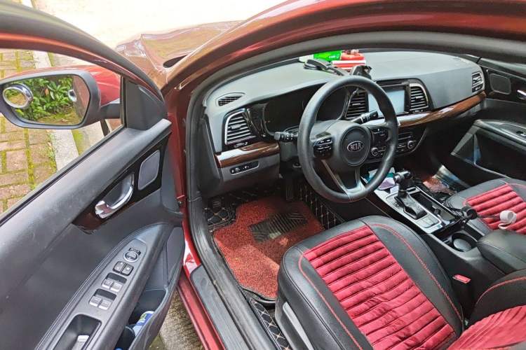 Used Kia K4 2014 1.8L Automatic GLS Driver Seat