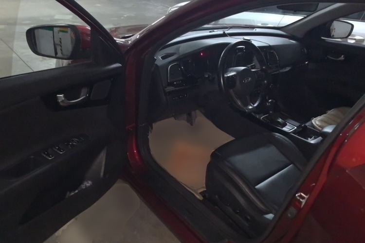Used Kia K4 2014 1.8L Automatic DLX Driver Seat