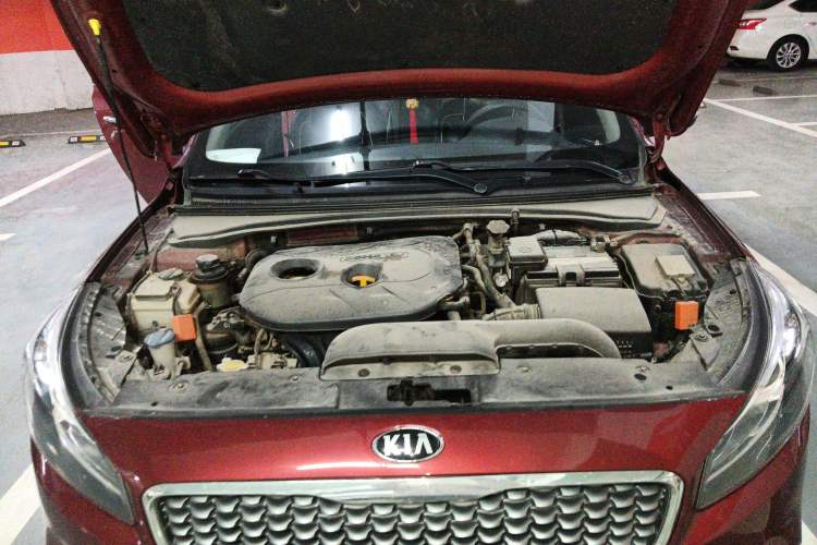 Used Kia K4 2014 1.8L Automatic GLS Engine Bay