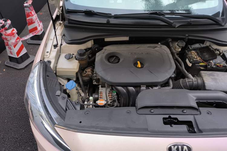 Used Kia K4 2014 1.8L Automatic GLS Engine Bay Right