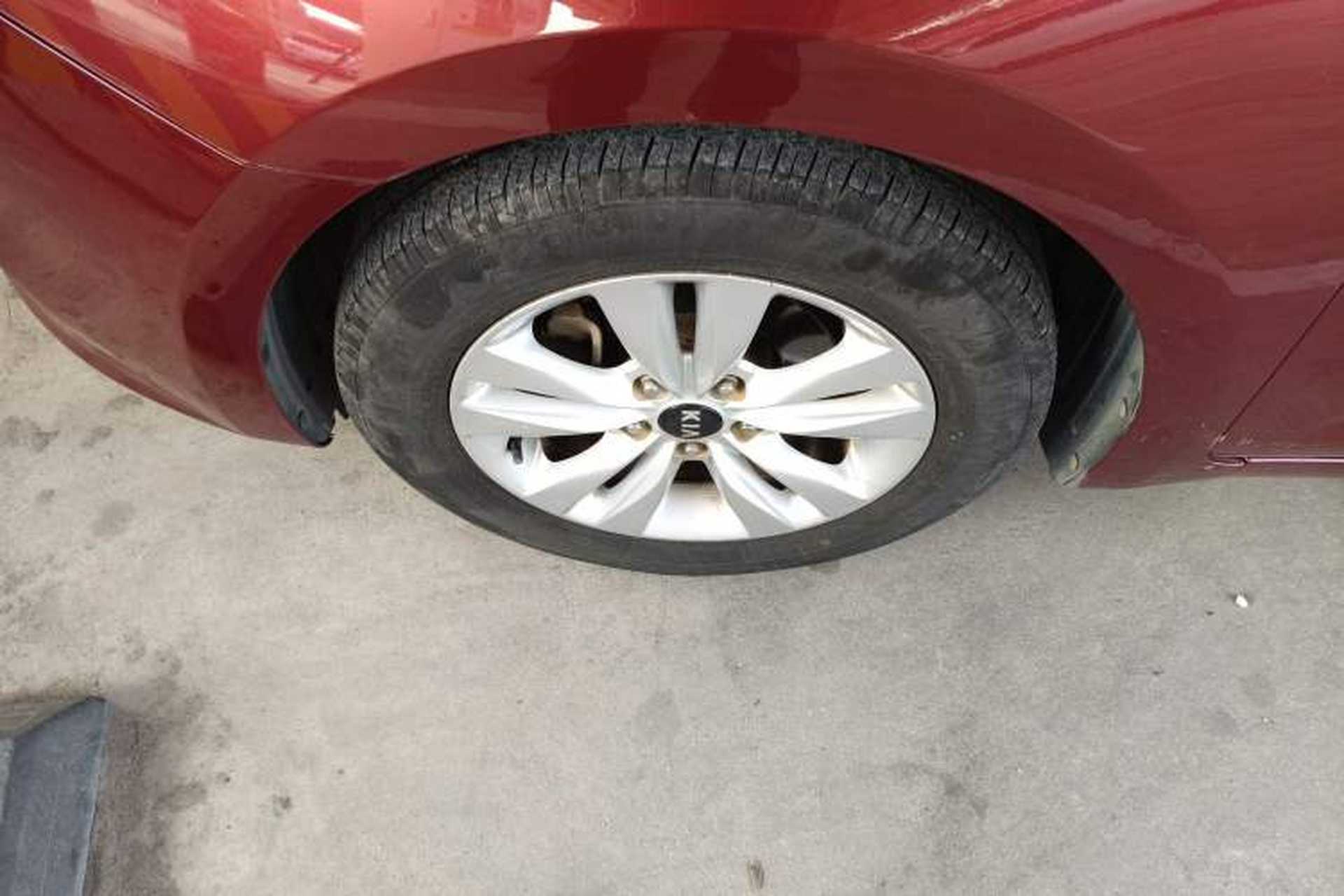 Used Kia K4 2014 1.8L Automatic GLS Exterior 7