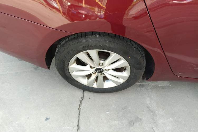 Used Kia K4 2014 1.8L Automatic GLS Exterior 8