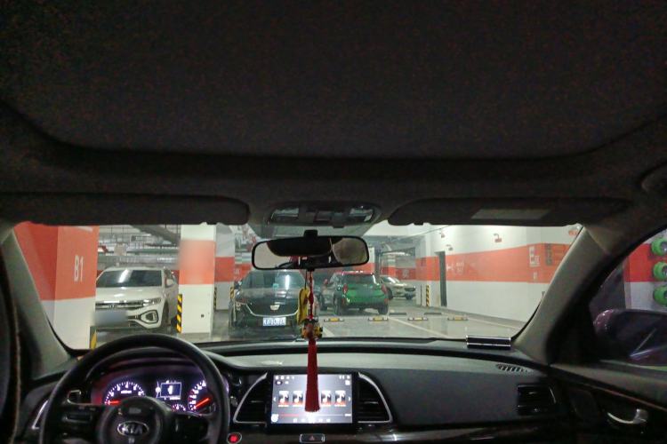 Used Kia K4 2014 1.8L Automatic GLS Headliner