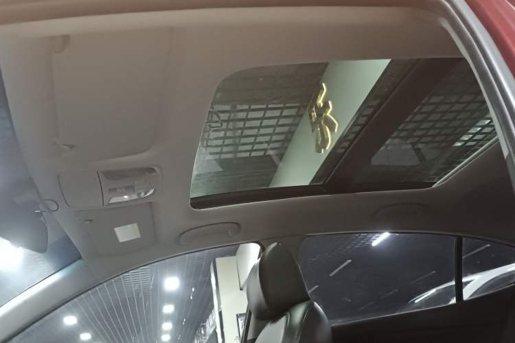 Used Kia K4 2014 1.8L Automatic GLS Headliner