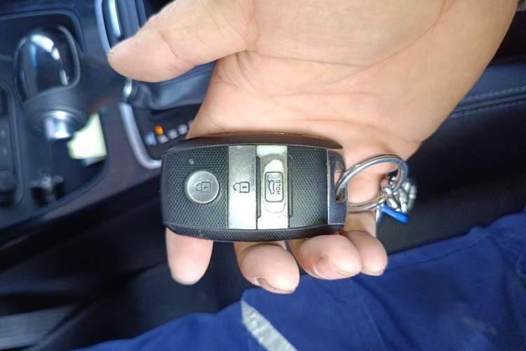 Used Kia K4 2014 1.8L Automatic GLS Interior 1