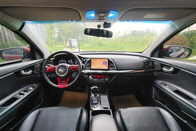Used Kia K4 2014 1.8L Automatic GLS Interior 1