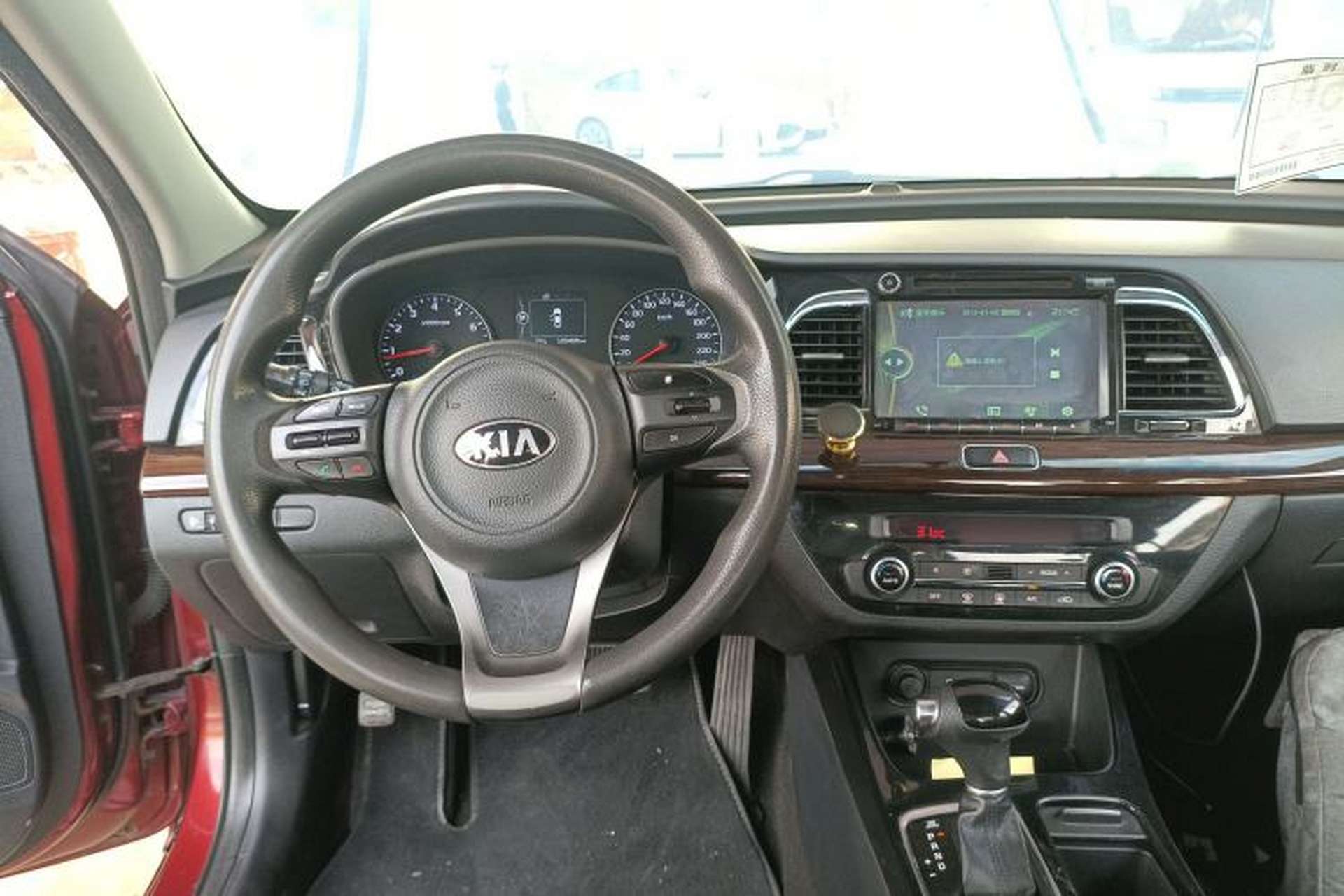 Used Kia K4 2014 1.8L Automatic GLS Interior 2