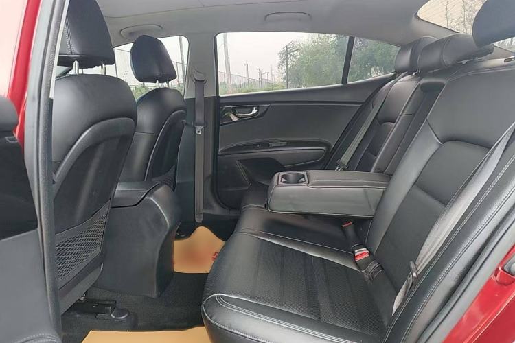 Used Kia K4 2014 1.8L Automatic GLS Interior 3