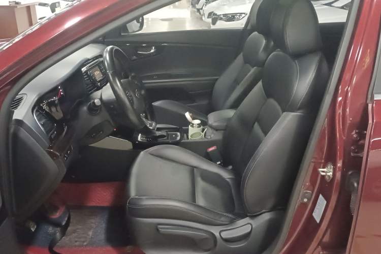 Used Kia K4 2014 1.8L Automatic GLS Left Front Seat