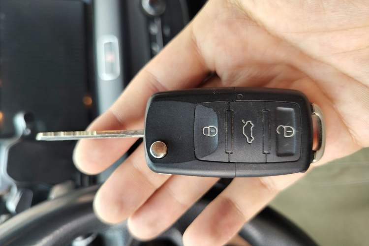 Used Kia K4 2014 1.8L Automatic GL Vehicle Key