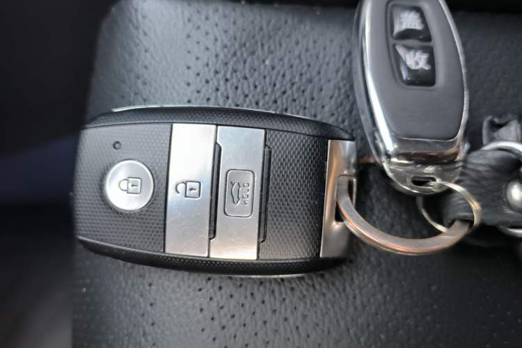 Used Kia K4 2014 1.8L Automatic GLS Vehicle Key