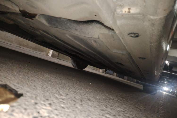 Used Kia K4 2014 1.8L Automatic GLS Chassis Front Left