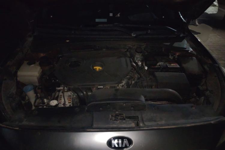Used Kia K4 2014 1.8L Automatic LUX Engine Bay