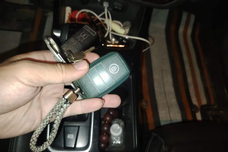 Used Kia K4 2014 1.8L Automatic GLS Vehicle Key