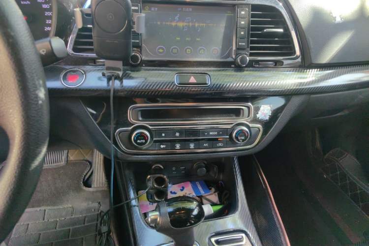 Used Kia K4 2014 1.8L Automatic GLS Audio And AC Panel