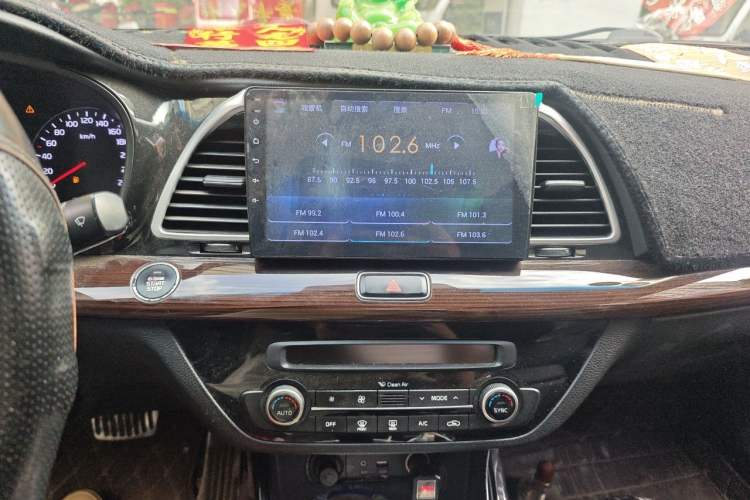Used Kia K4 2014 1.8L Automatic GLS Audio And AC Panel