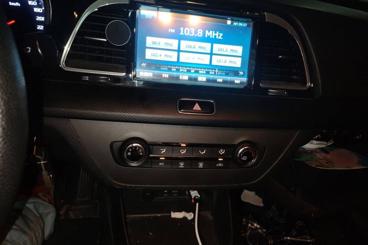 Used Kia K4 2014 1.8L Automatic GL Audio And AC Panel