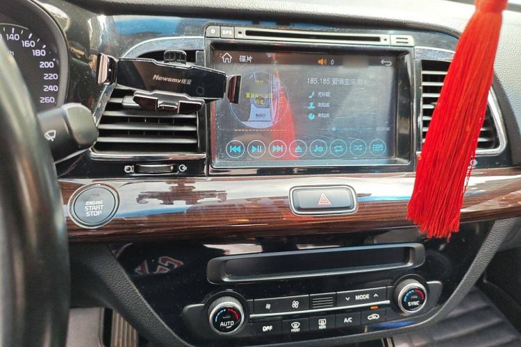 Used Kia K4 2014 1.6T Automatic Turbo Audio And AC Panel