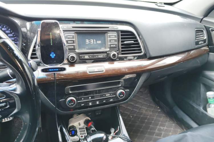 Used Kia K4 2014 1.6T Automatic Turbo Audio And AC Panel