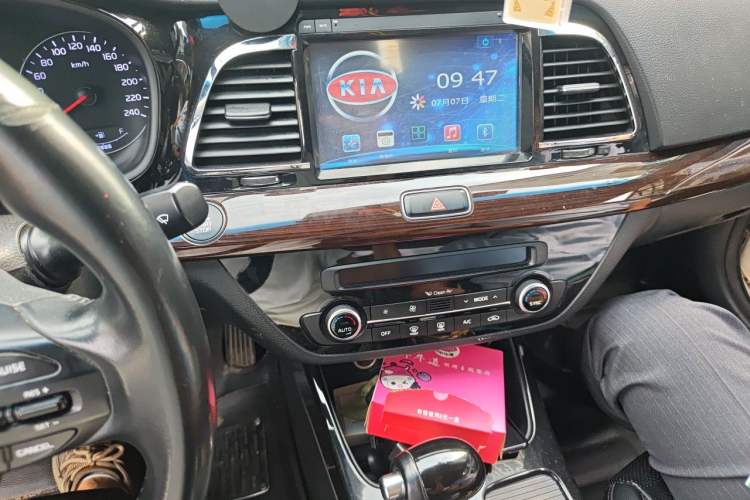 Used Kia K4 2014 1.8L Automatic DLX Audio And AC Panel