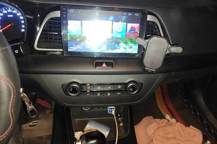 Used Kia K4 2014 1.8L Automatic GL Audio And AC Panel