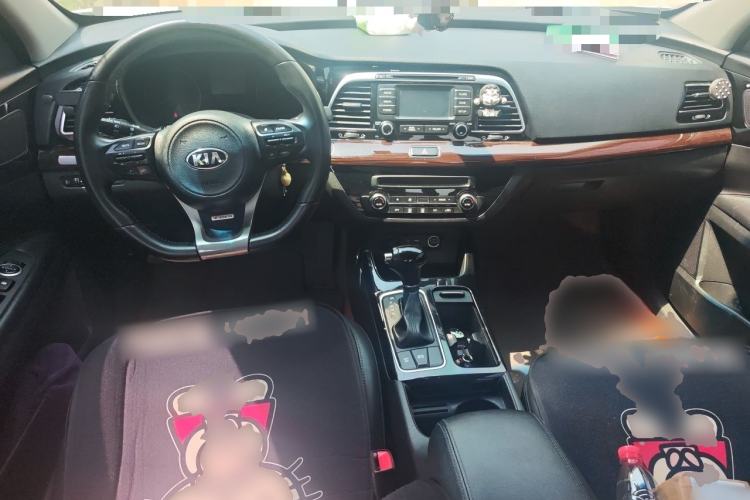 Used Kia K4 2014 1.6T Automatic Turbo Center Console