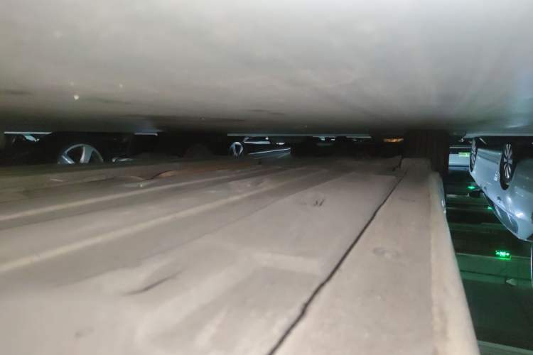 Used Kia K4 2014 1.8L Automatic GLS Chassis Front Right