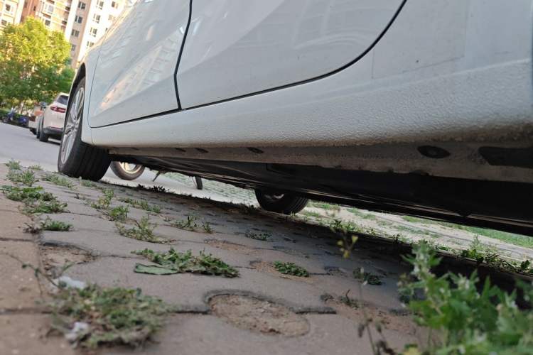Used Kia K4 2014 1.8L Automatic DLX Chassis Rear Left