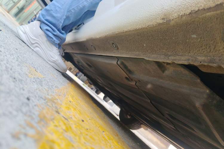 Used Kia K4 2014 1.8L Automatic GLS Chassis Rear Left