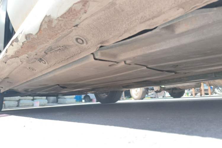Used Kia K4 2014 1.8L Automatic DLX Chassis Rear Left