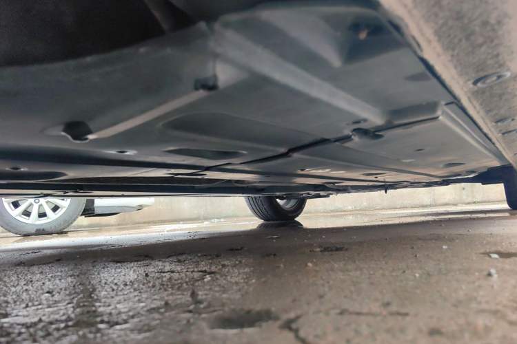 Used Kia K4 2014 2.0L Automatic PRM Chassis Rear Right