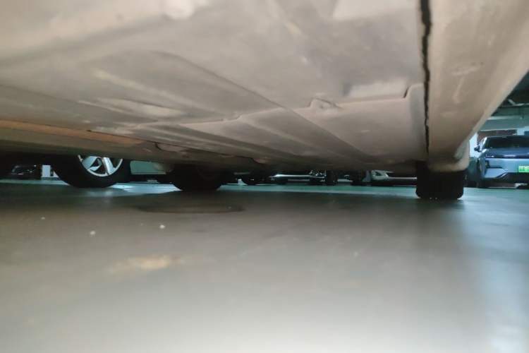 Used Kia K4 2014 1.8L Automatic GLS Chassis Rear Right