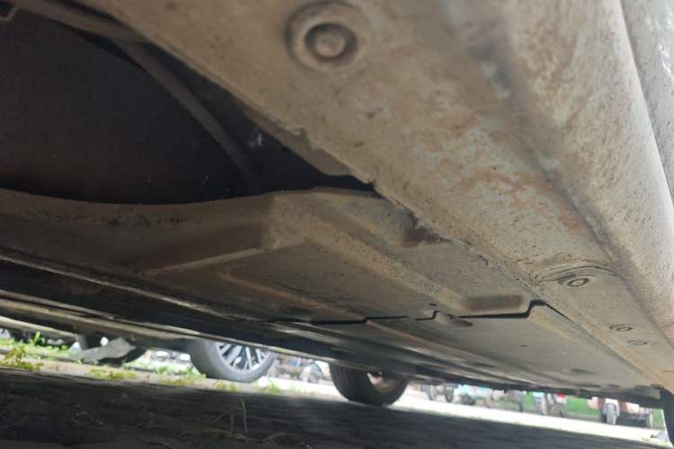 Used Kia K4 2014 1.8L Automatic GLS Chassis Rear Right