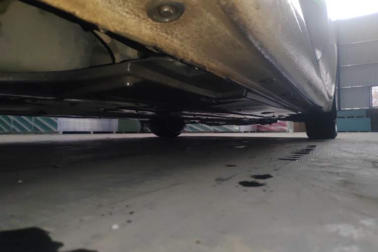 Used Kia K4 2014 1.8L Automatic GLS Chassis Rear Right