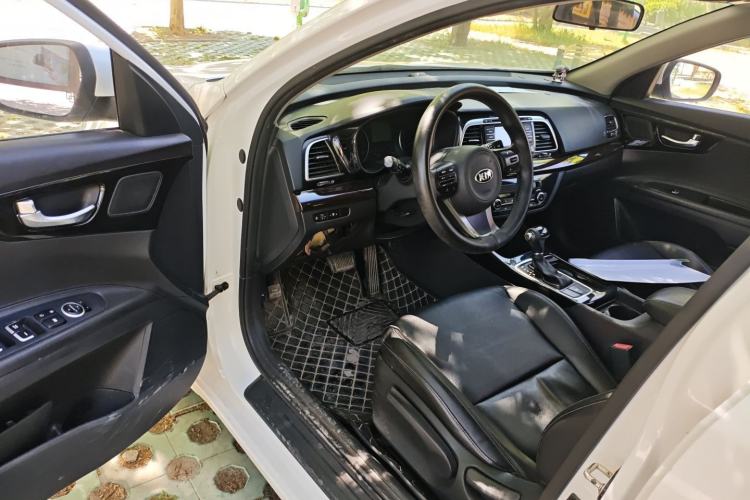 Used Kia K4 2014 1.8L Automatic GLS Driver Seat