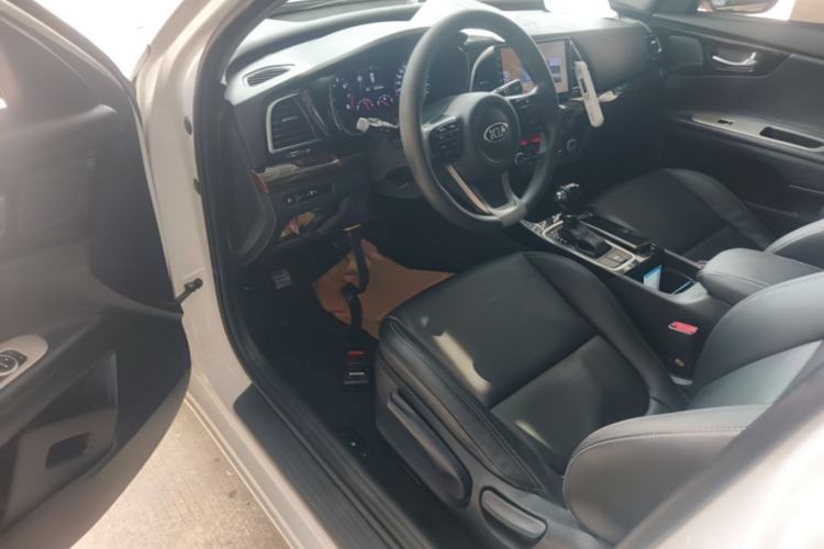 Used Kia K4 2014 1.8L Automatic GLS Driver Seat
