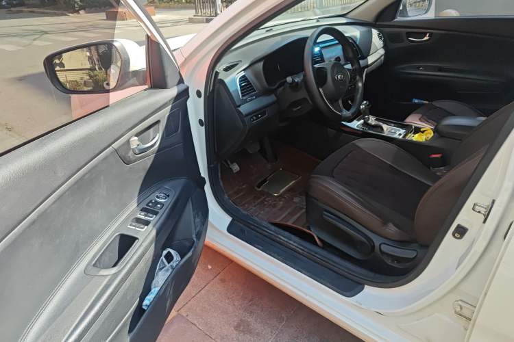 Used Kia K4 2014 1.8L Automatic GL Driver Seat