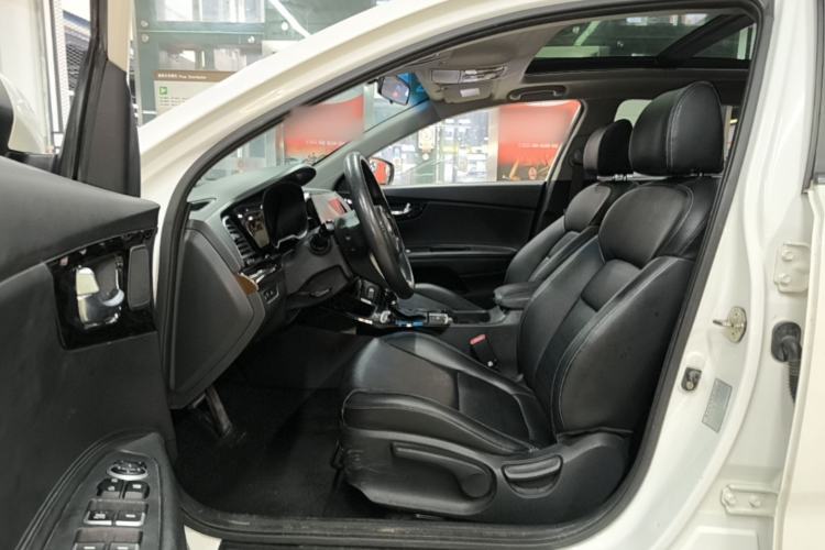 Used Kia K4 2014 1.8L Automatic GLS Driver Seat