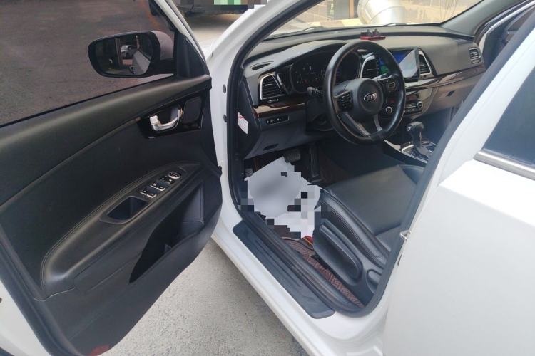 Used Kia K4 2014 1.8L Automatic GLS Driver Seat