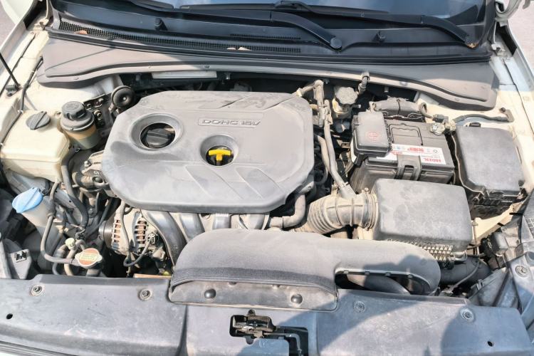 Used Kia K4 2014 1.8L Automatic GLS Engine Bay