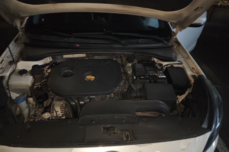 Used Kia K4 2014 1.8L Automatic GLS Engine Bay