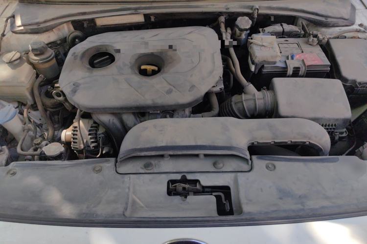 Used Kia K4 2014 1.8L Automatic GLS Engine Bay