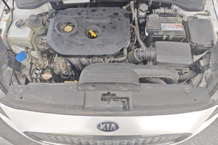 Used Kia K4 2014 1.8L Automatic GLS Engine Bay