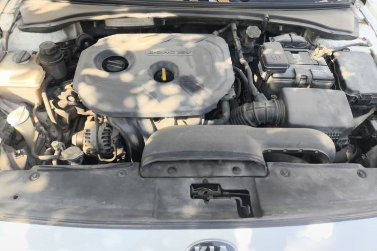 Used Kia K4 2014 1.8L Automatic GLS Engine Bay