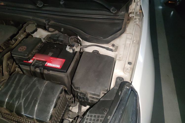 Used Kia K4 2014 1.8L Automatic GLS Engine Bay Left