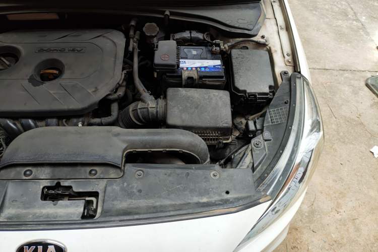 Used Kia K4 2014 1.8L Automatic GLS Engine Bay Left